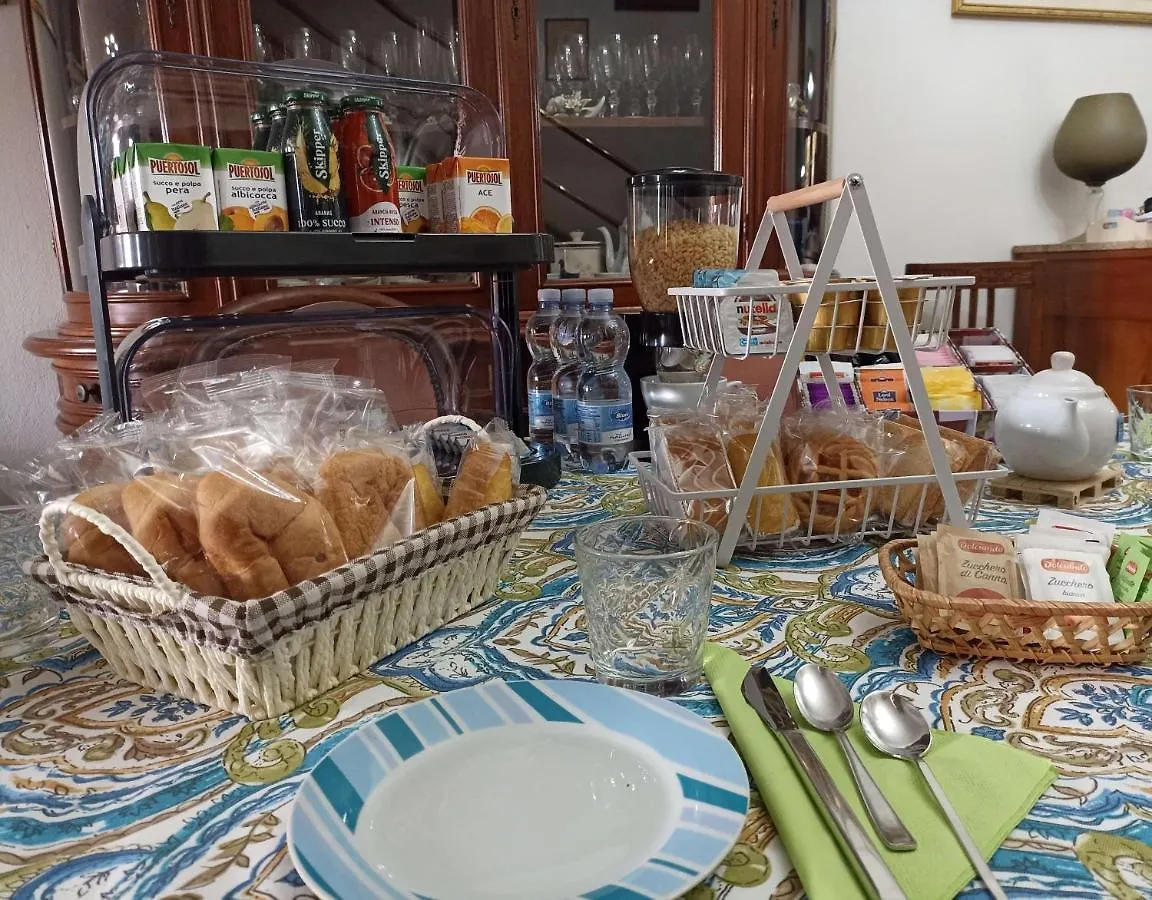 B&B Belvedere SantʼAntìoco 3*,  Italie